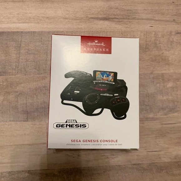 HALLMARK KEEPSAKE ORNAMENT 2022 Christmas SEGA GENESIS CONSOLE LIGHT SOU… - Picture 1 of 7